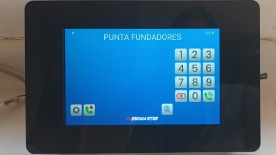 Instalación de central de citofonía inalámbrica 4G para 140 departamentos condominio Punta Fundadores Papudo